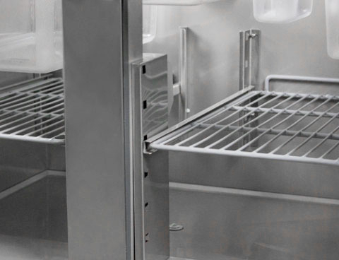 Холодильный стол саладетта PREMIUM - 0,9 x 0,7 m/2 стеклянные дверцы / объем: 240 л GGM Gastro - 3